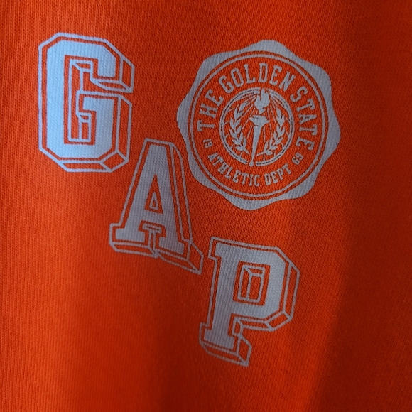 Womens GAP sweatshirt - Picture 3 of 3